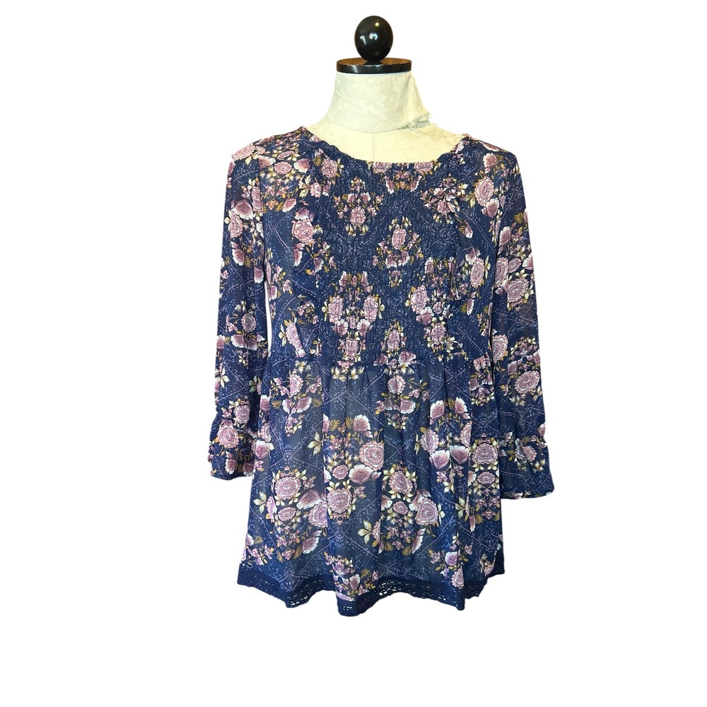 Knox Rose Navy Blue Floral Smocked Tunic Blouse Long Sleeve Crochet Trim Sz S